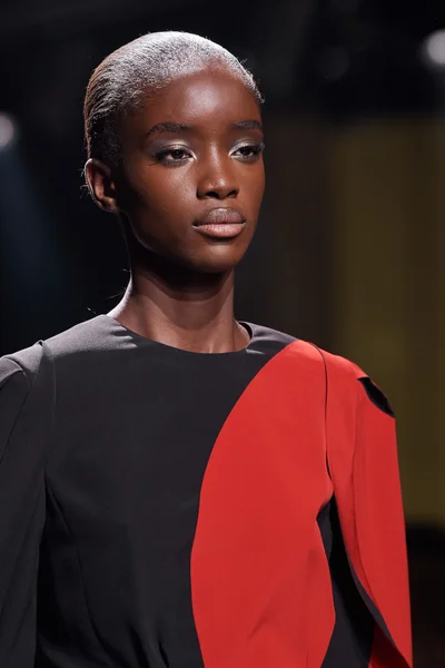 Look 9